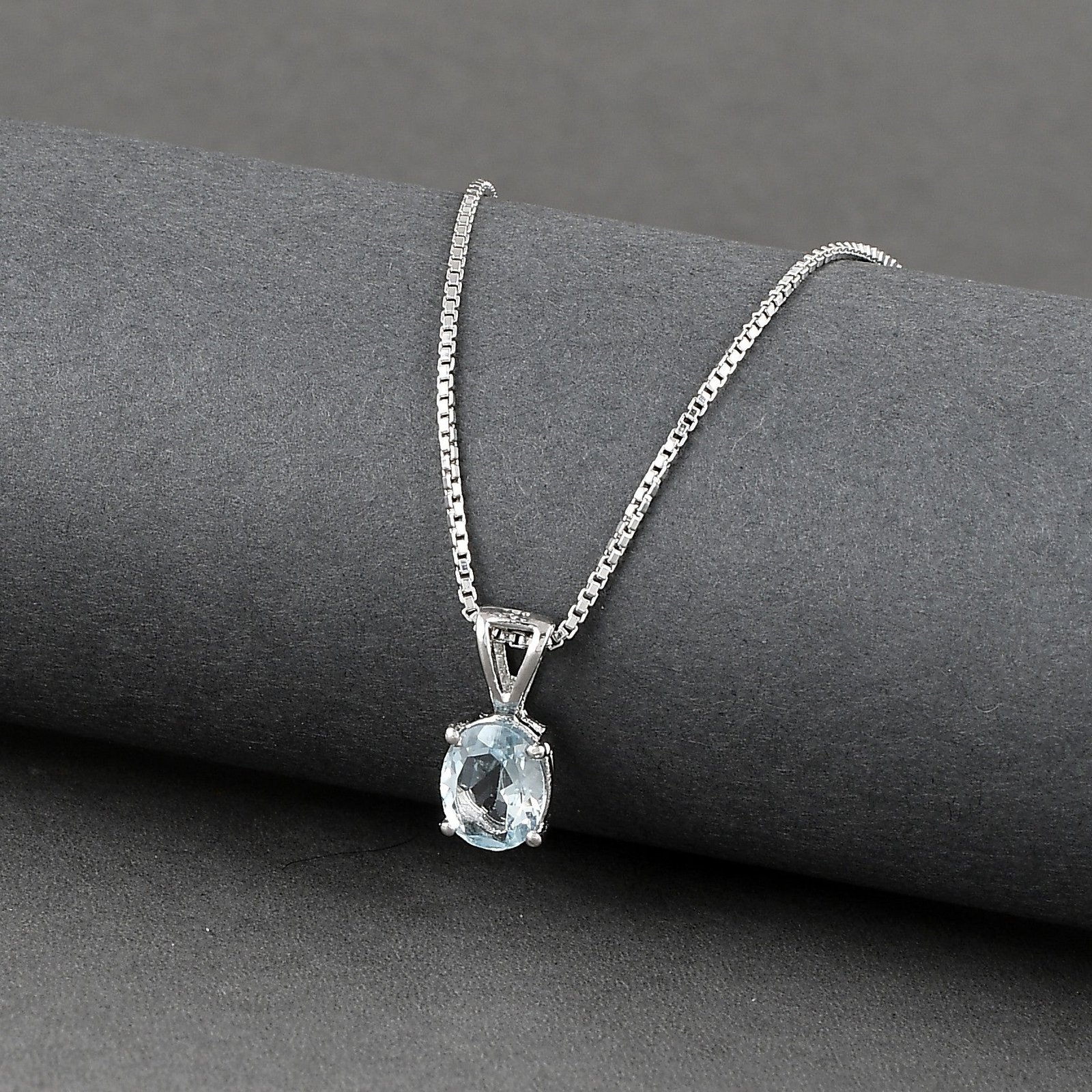 Elegant Natural Blue Topaz Gemstone Pendant - Image 3